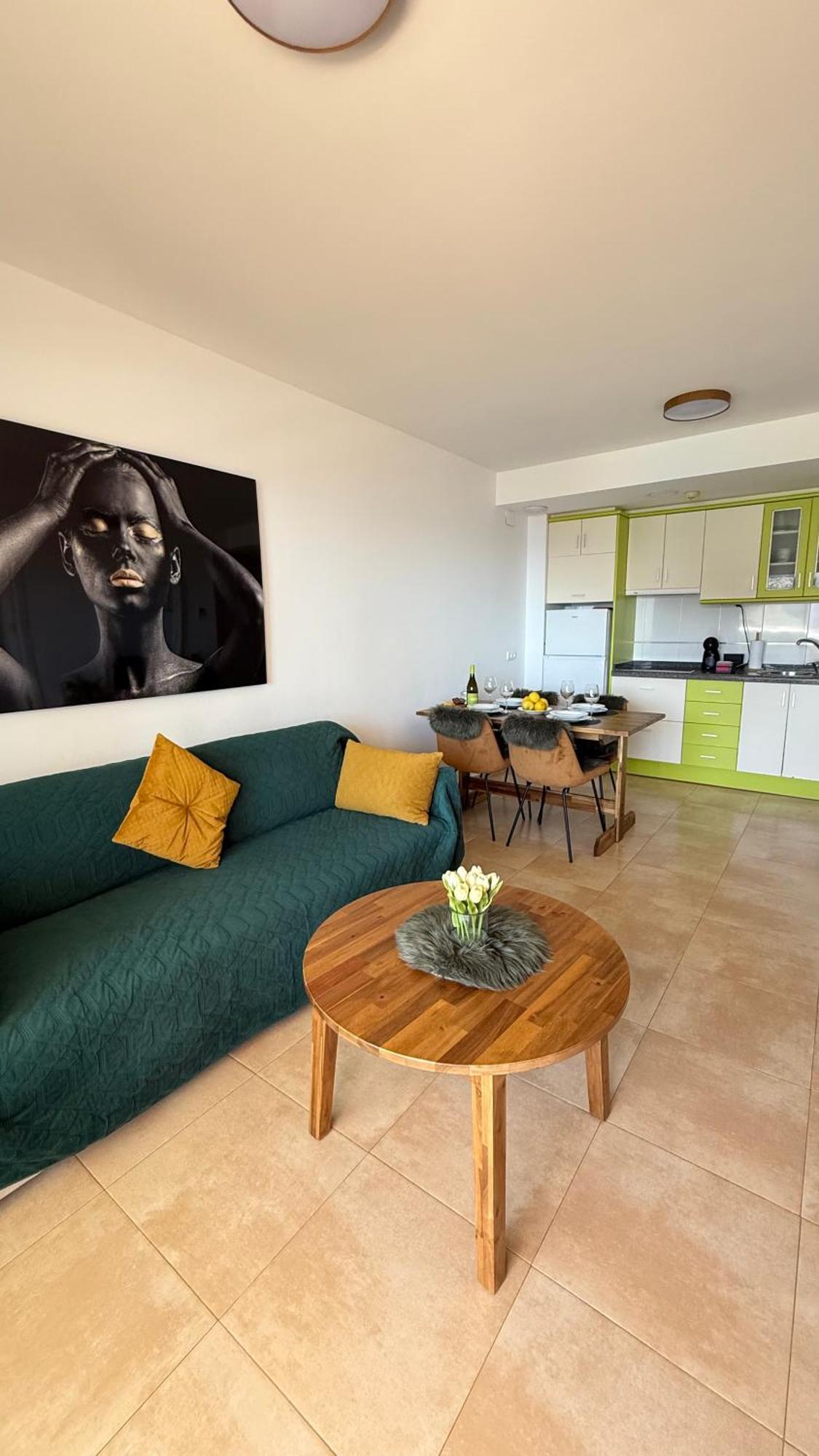 Esmeralda Suites Sunrise Con Piscina Calp Exterior foto